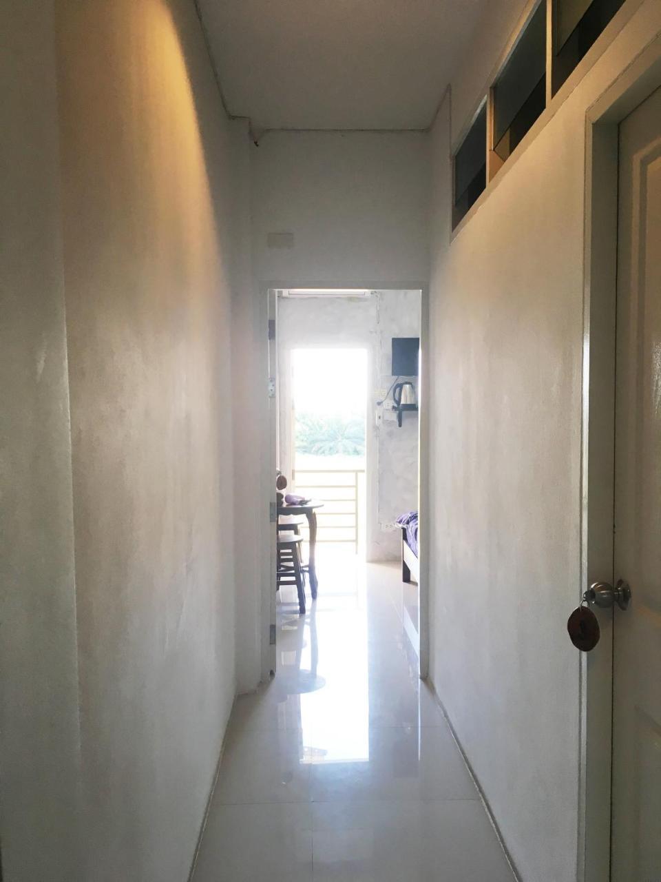 You In House Urt Surathani Airport Surat Thani Exterior photo